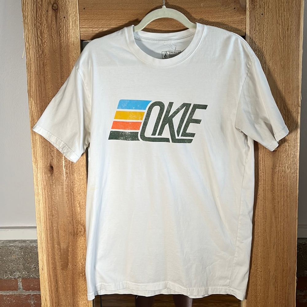 Okie tshirt, offwhite color. Unisex, size large